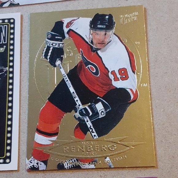 Mikael Renberg Cards & Sticker Collection - Picture 4 of 16